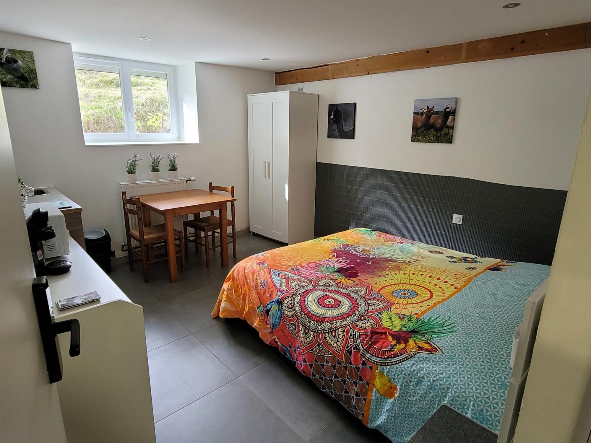 Bed and Breakfast Alpagas Du Domaine Mael Saint-Antoine  Экстерьер фото